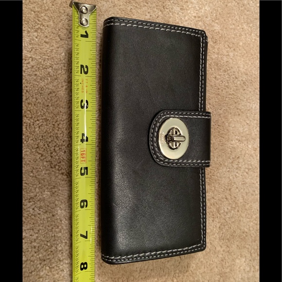 Coach Wallet - Picture 2 of 6